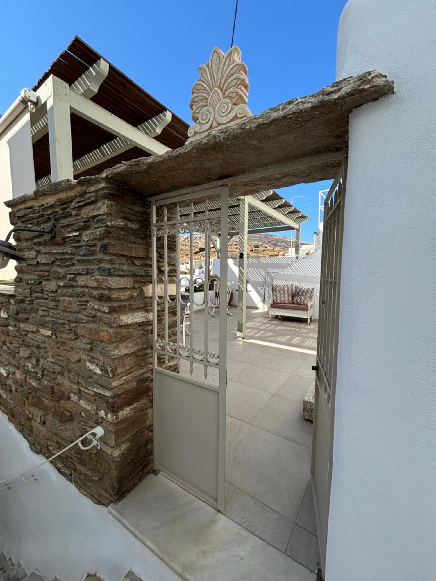 Serenity Living Platia, Tinos Extérieur photo